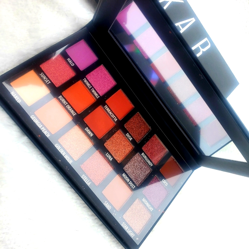 *New* KAB DAY + NIGHT Eyeshadow Palette
